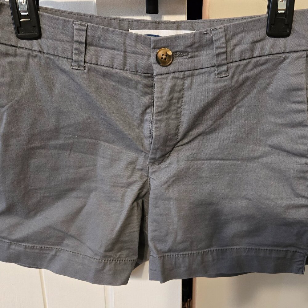 Gray shorts